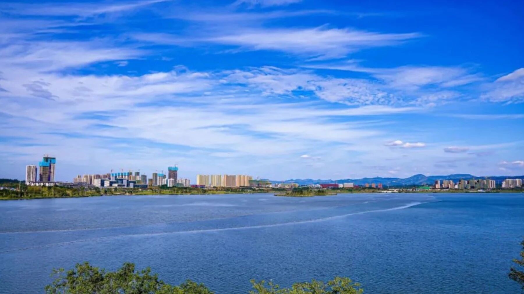 興隆湖：生態(tài)治水的"成都樣本"，如何打造人水和諧新典范？