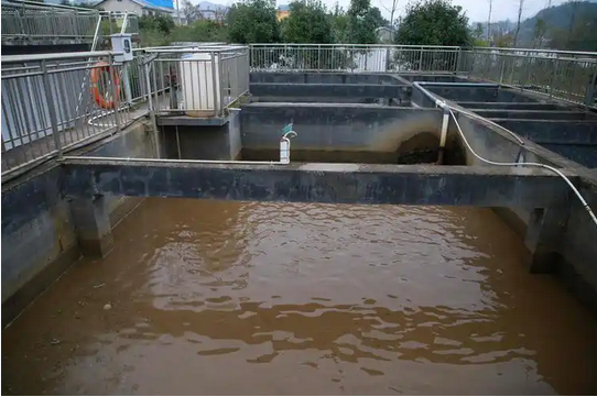 污水處理在生活中的具體應(yīng)用案例：從污水難題到凈水紅利